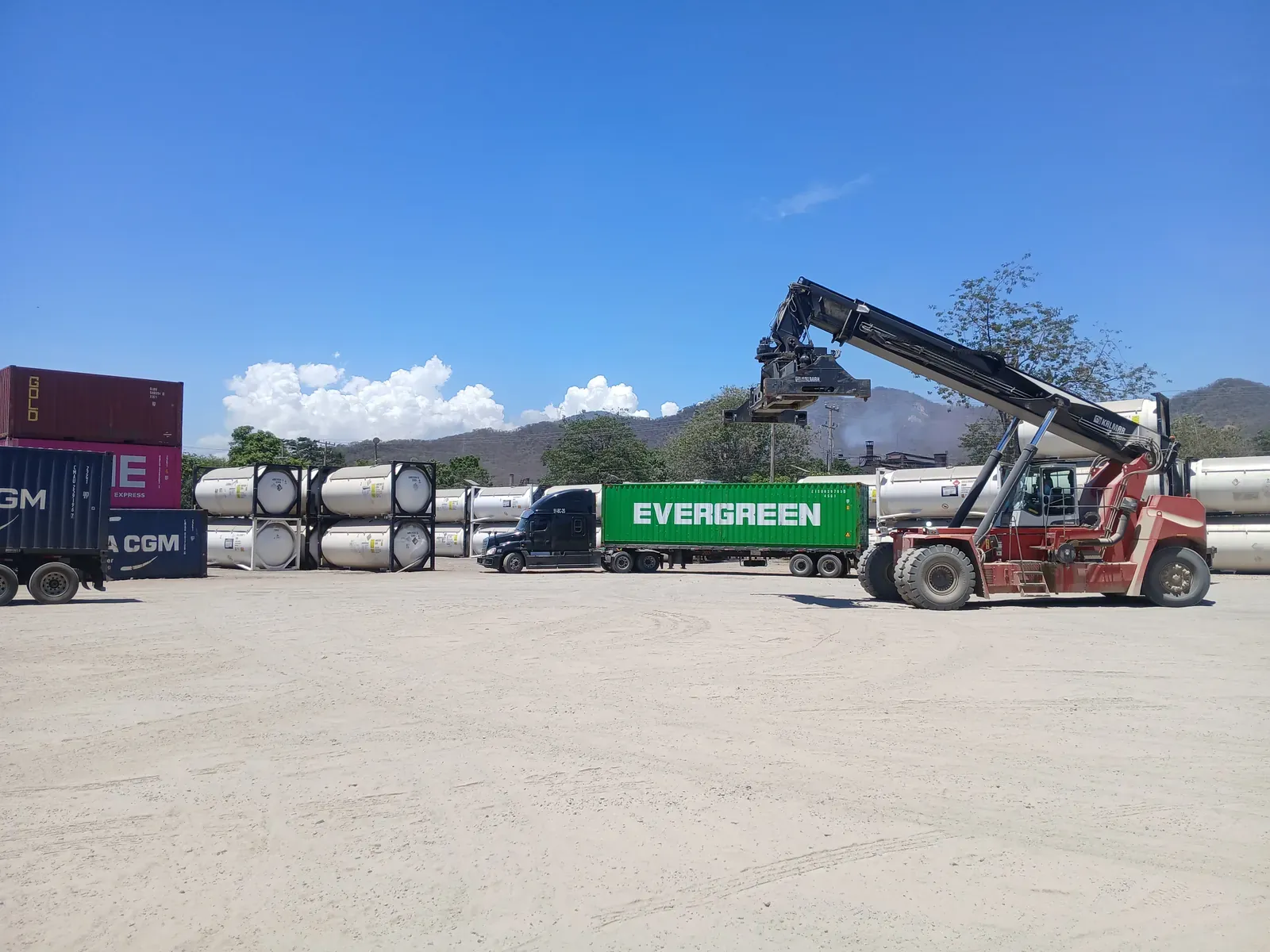 Terminal de maniobras
